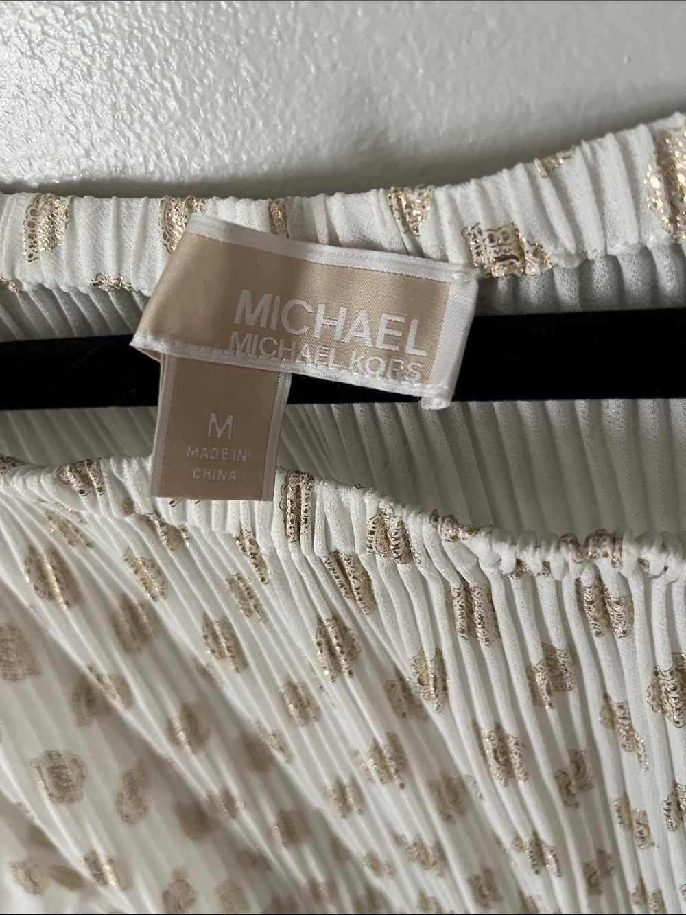 Michael Kors Size Medium White Off-Shoulder Pleated Top with Gold Dot Print - Picture 3 of 7